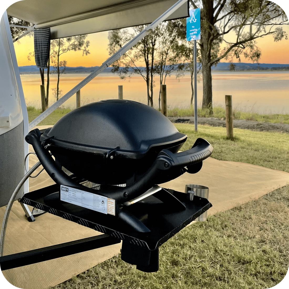 Springtime Escapes: Caravan-Cooking, Wildflowers & Long-Weekend Road Trips